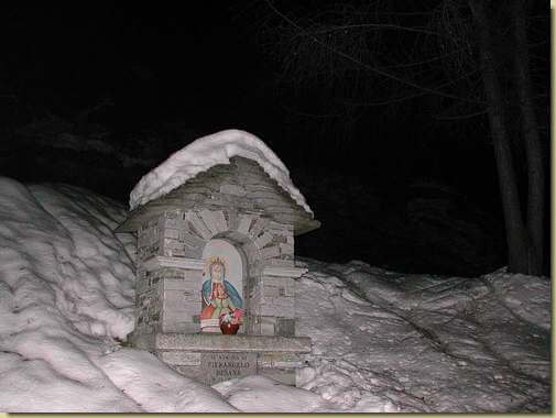 Malesco, la Cappella di Loreto sulla strada per la Val Loana