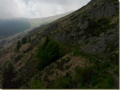 in alto il Pian Cavallone...  
