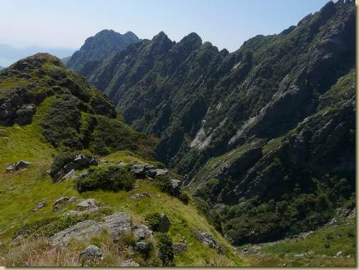 vista verso la Corona di Ghina e la Cima Sasso