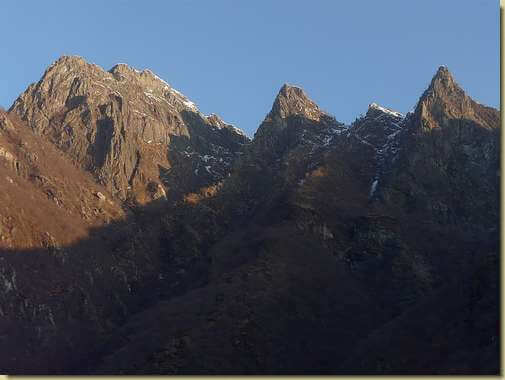 a sinistra la Cima Corte Lorenzo