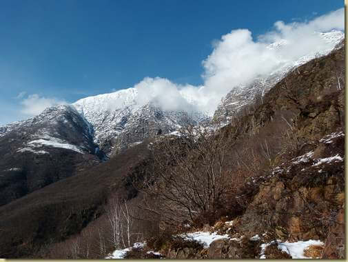 panorama scendendo da Lut...