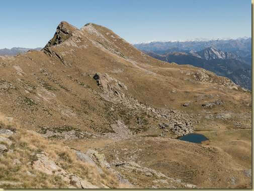 Pizzo Ragno e laghetto del Geccio...