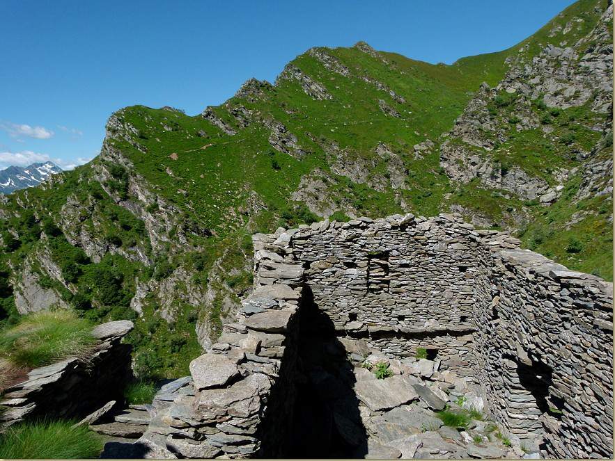 vista dall'Alpe Saler  verso la zona di Curtet...