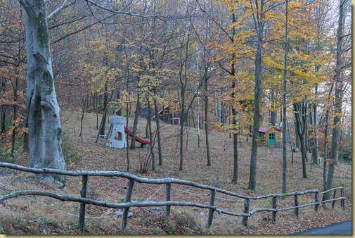 parco giochi a Marzone...