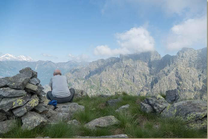 pausa contemplativa sulla Cima Tuss...