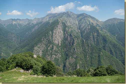 di fronte, Val Sorda e Val Marona...