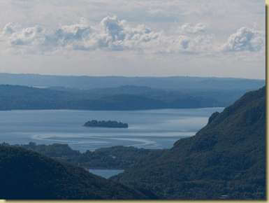 teleobiettivo verso il Lago Maggiore...