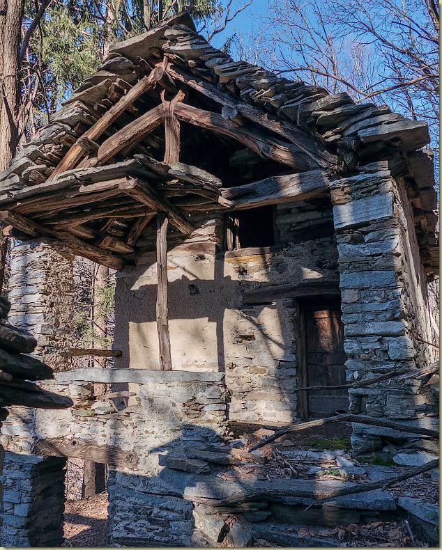 baita nella Val di Luisina...