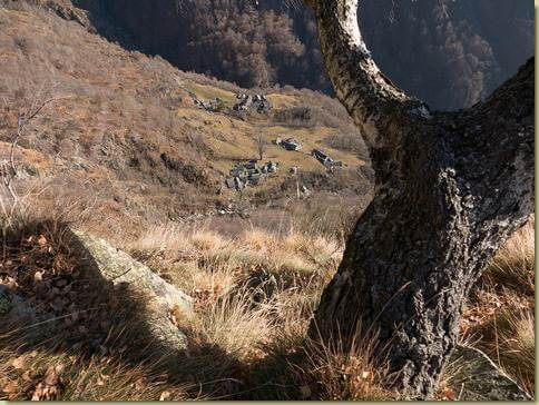 in basso, la Piana...