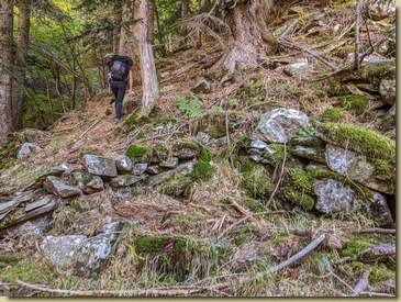 rudere evidentemente piuttosto "datato"...