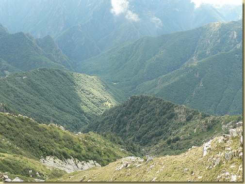 Costa dei Riazzoli (a sinistra) e Costa Mazza 