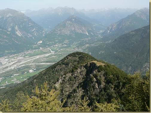 la dorsale che porta verso l'Alpe Drisioni