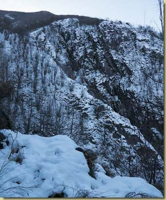in alto, il poggio dell'Alpe Fiesco...