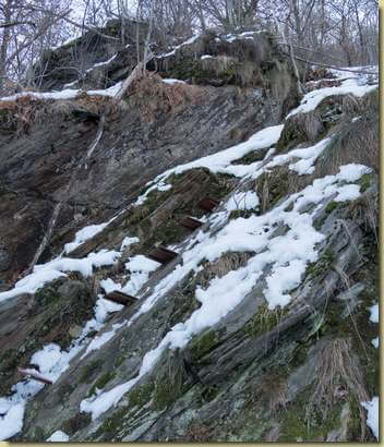 la roccia con i poggiapiedi...