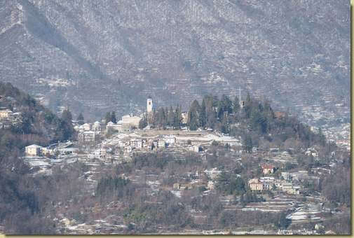 teleobiettivo verso il Sacro Monte Calvario...