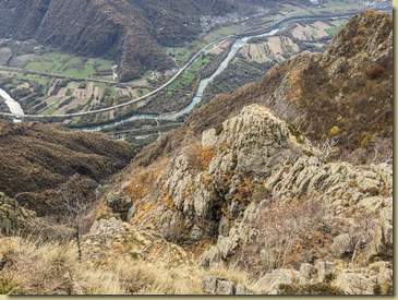 la discesa verso la piana Ossolana è ancora lunga...