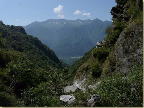 vista verso il Massone e la Cima di Scaravini 