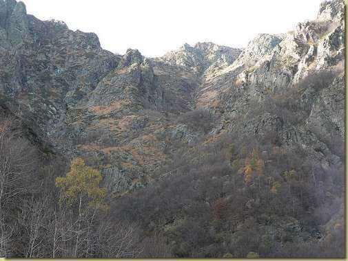 il versante che scende da Seriago - visto da Baldesaut