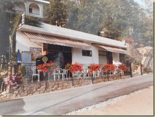 l'ex Bar Tabacchi Alimentari a Clor d'là...