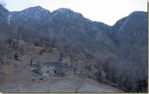 in alto, il versante poi visitato...