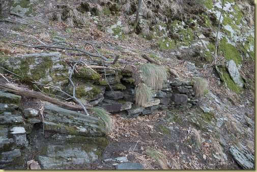 muretto misterioso...