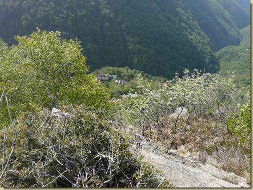 in basso, l'Alpe La Motta