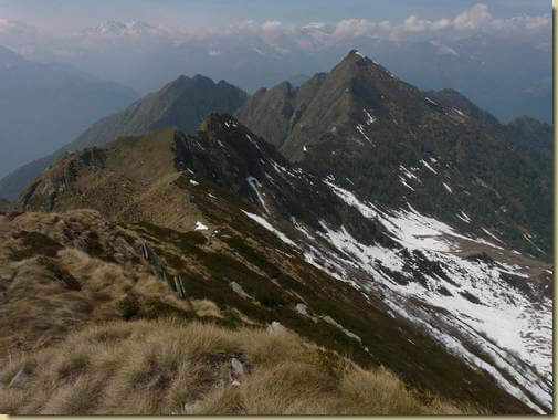 la cresta nord verso il Pizzo delle Pecore