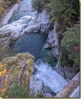 vista dal ponte sul Torrente Loana...