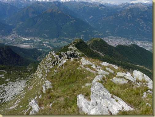 la cresta che sale dalla Punta i Pisoni 
