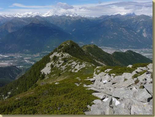la dorsale che sale dalla Punta i Pisoni 