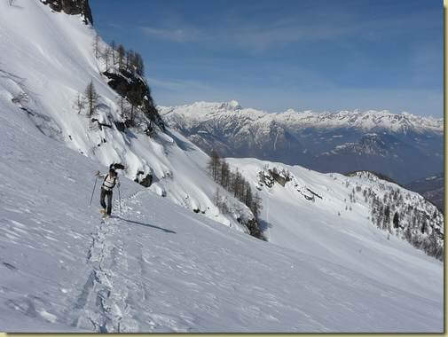 sul traverso verso la Colma di Basagrana 