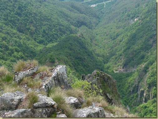 il Vallone di Bettola visto dalla cima...