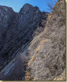 l'ostico versante valgrandino della quota 1505 m.