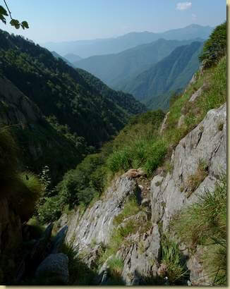 sul fianco della Val Marona...