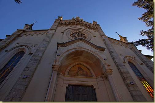 la facciata della Chiesa
