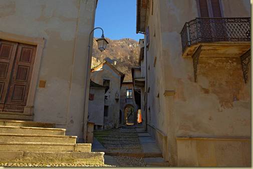 il Vicolo Santa Marta...  