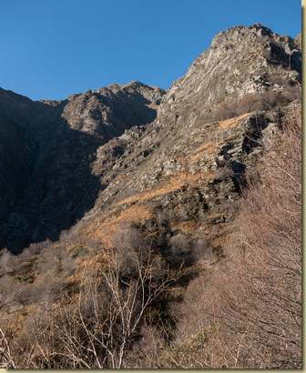 la dorsale che sale dall'Alpe La Balma...