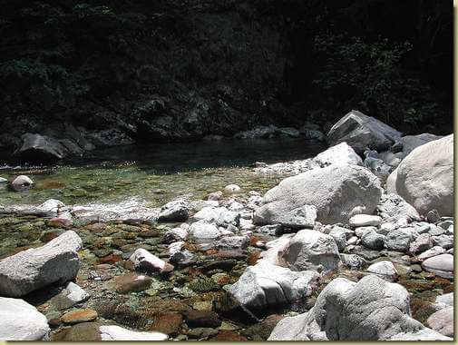 il guado sul Rio Fiorina