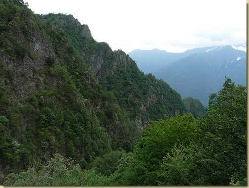 la cresta che sale dalla Piana del T&uuml;ri