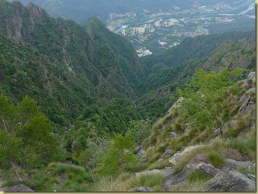Val Cornera dalla cresta dei Corni di Nibbio 
