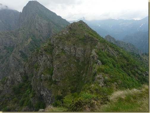 l'uscita del canale verso la quota 1677 m.