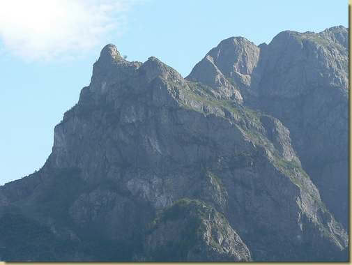 le quote 1804 m. e 1869 m. viste dalla Val Balm Bert...