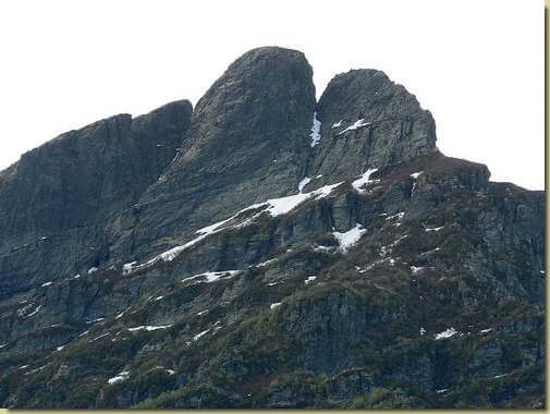 da sinistra : Cima Oscura, Torre della Desolazione e Torre Liquefatta 